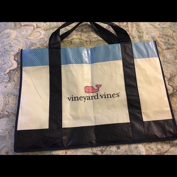 VGUC Vineyard Vines reusable bag - Picture 2 of 8